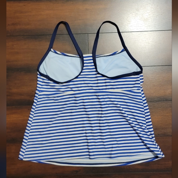 Nike 2 Piece Blue/White Tankini Swim Set - Picture 4 of 6